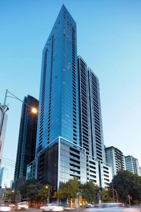 מלבורן Deluxe 3 Bedroom Apartment In Southbank מראה חיצוני תמונה